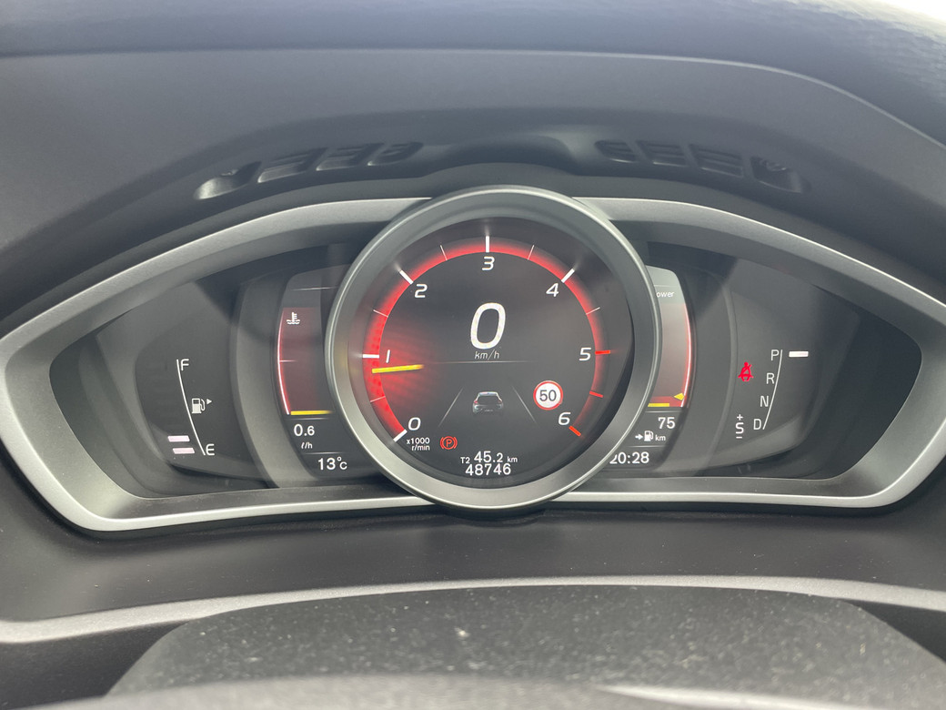 2018 Volvo V40