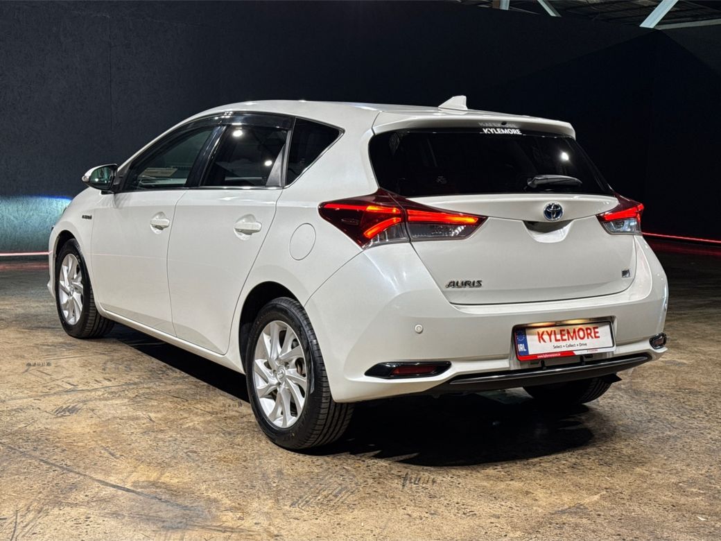 2017 Toyota Auris