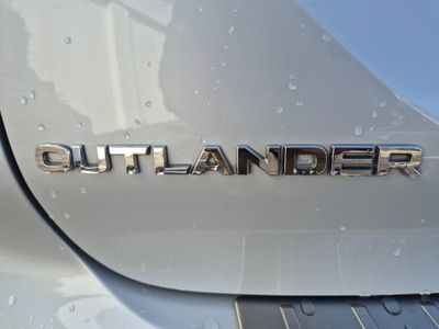 2023 Mitsubishi Outlander