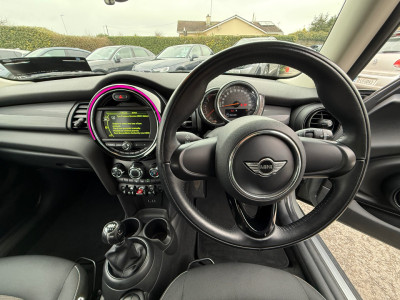 2018 Mini Hatch