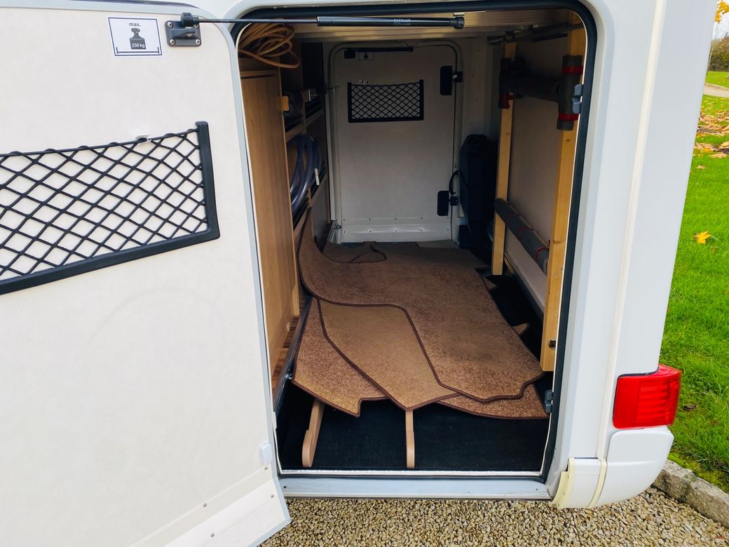 2013 HYMER  EXSIS-I EX504 AS R.H.D MANUAL 