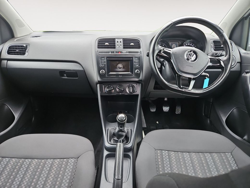 2015 Volkswagen Polo