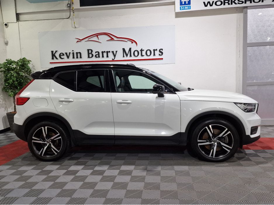 2021 Volvo XC40