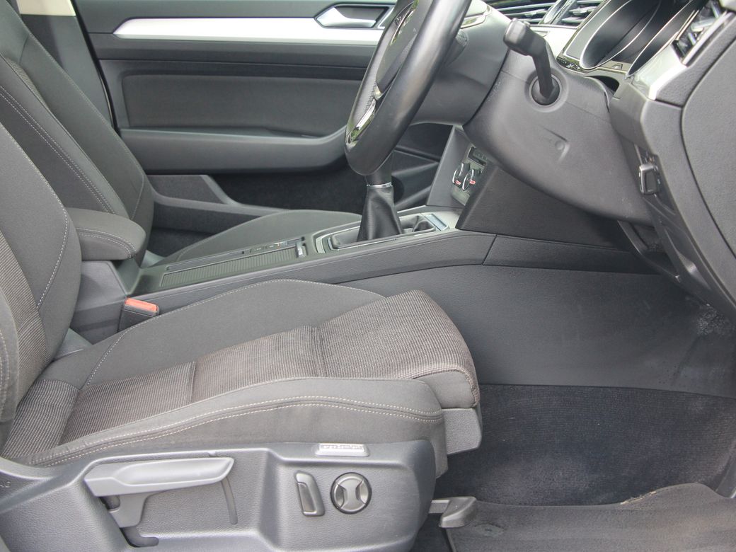 2017 Volkswagen Passat