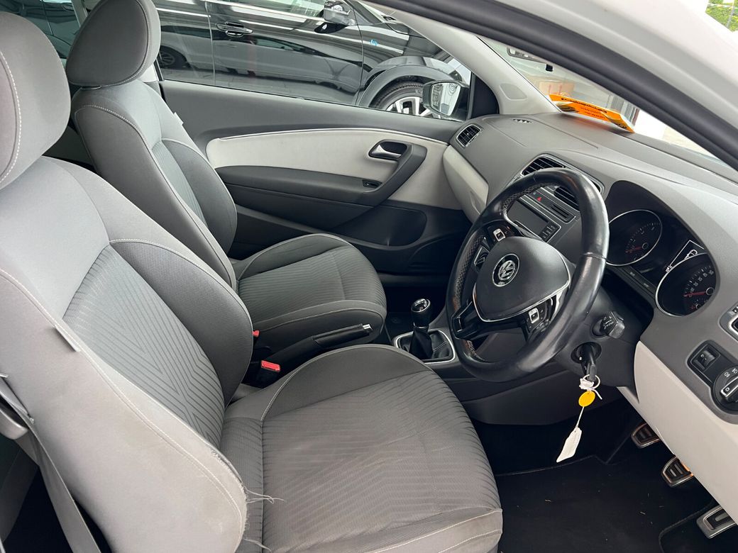 2015 Volkswagen Polo