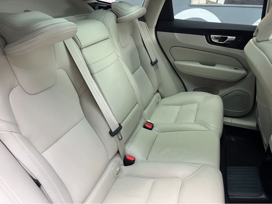 2021 Volvo XC60