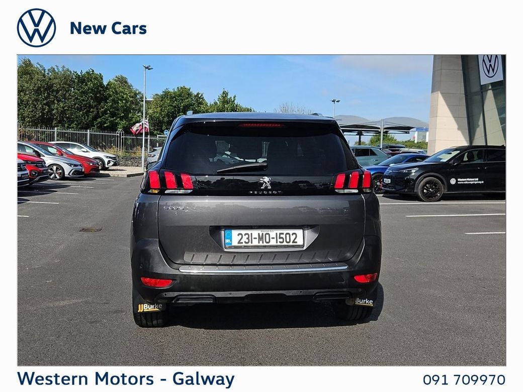 2023 Peugeot 5008