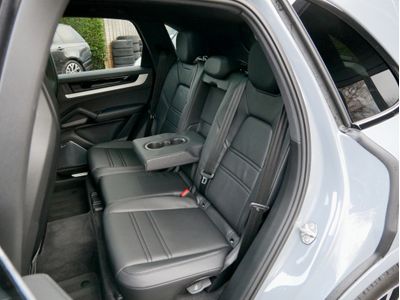 2025 Porsche Cayenne