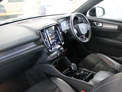 2021 Volvo XC40
