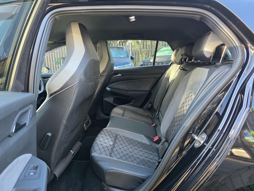 2024 Volkswagen Golf