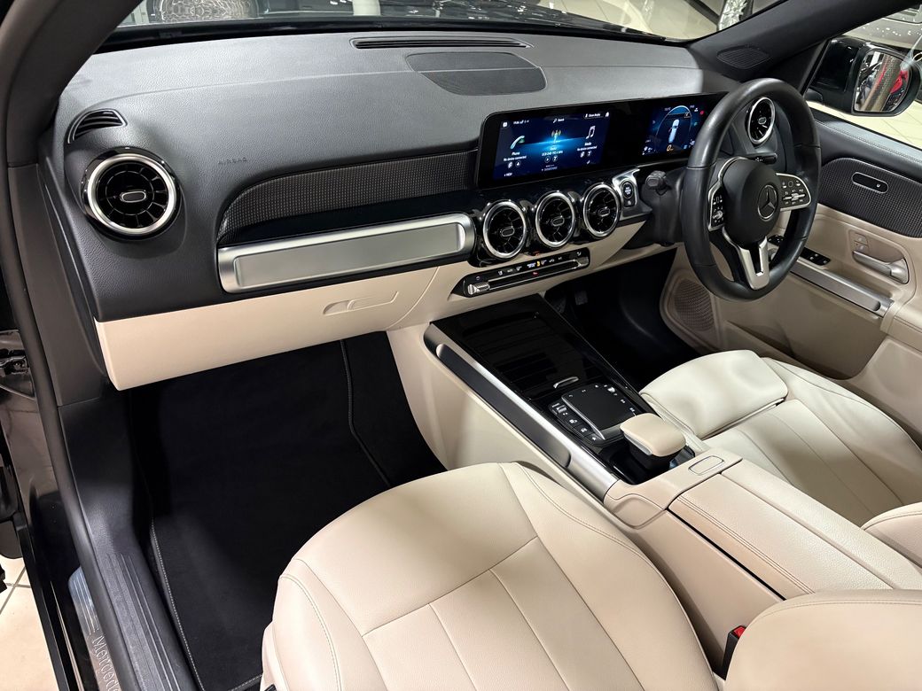 2023 Mercedes-Benz GLB Class