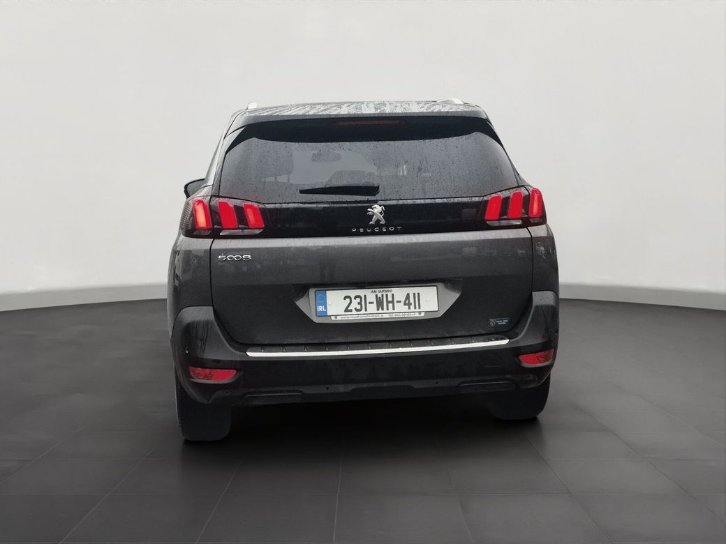 2023 Peugeot 5008