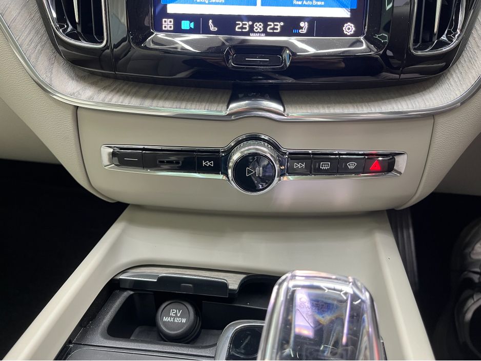2023 Volvo XC60