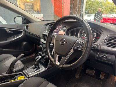2018 Volvo V40