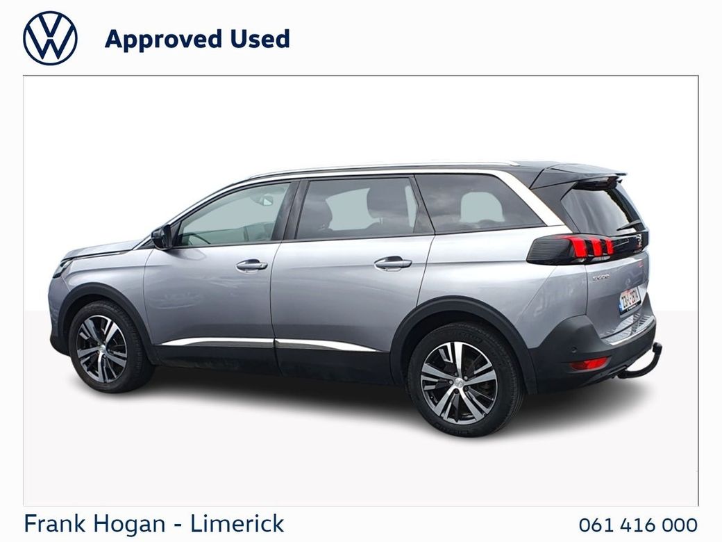2023 Peugeot 5008