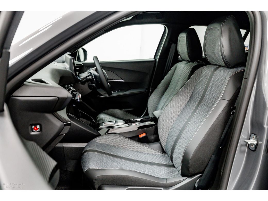 2025 Peugeot 2008