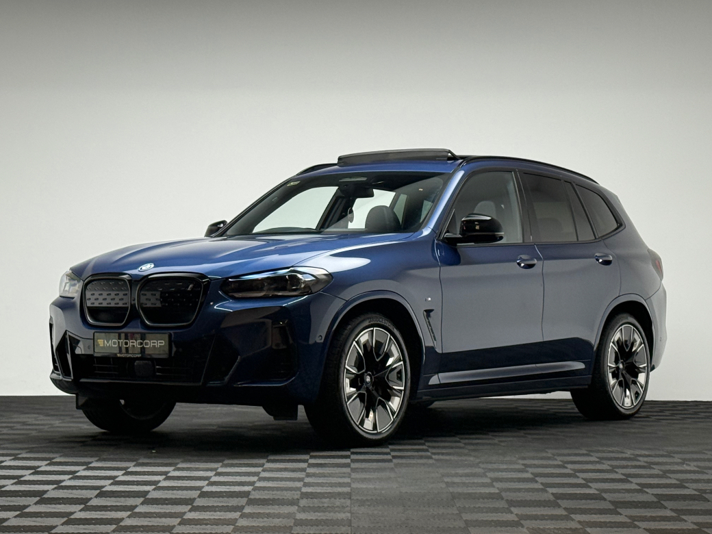 2023 BMW iX3