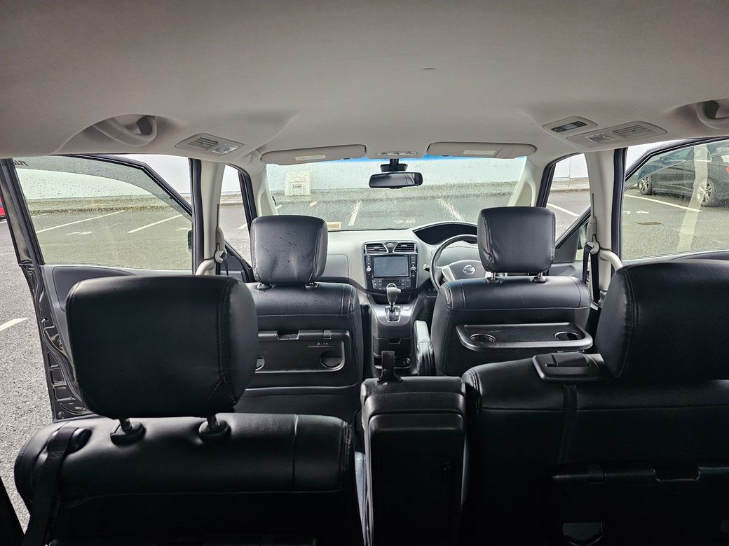 2015 Nissan Serena