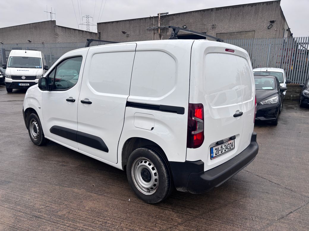 2021 Peugeot Partner