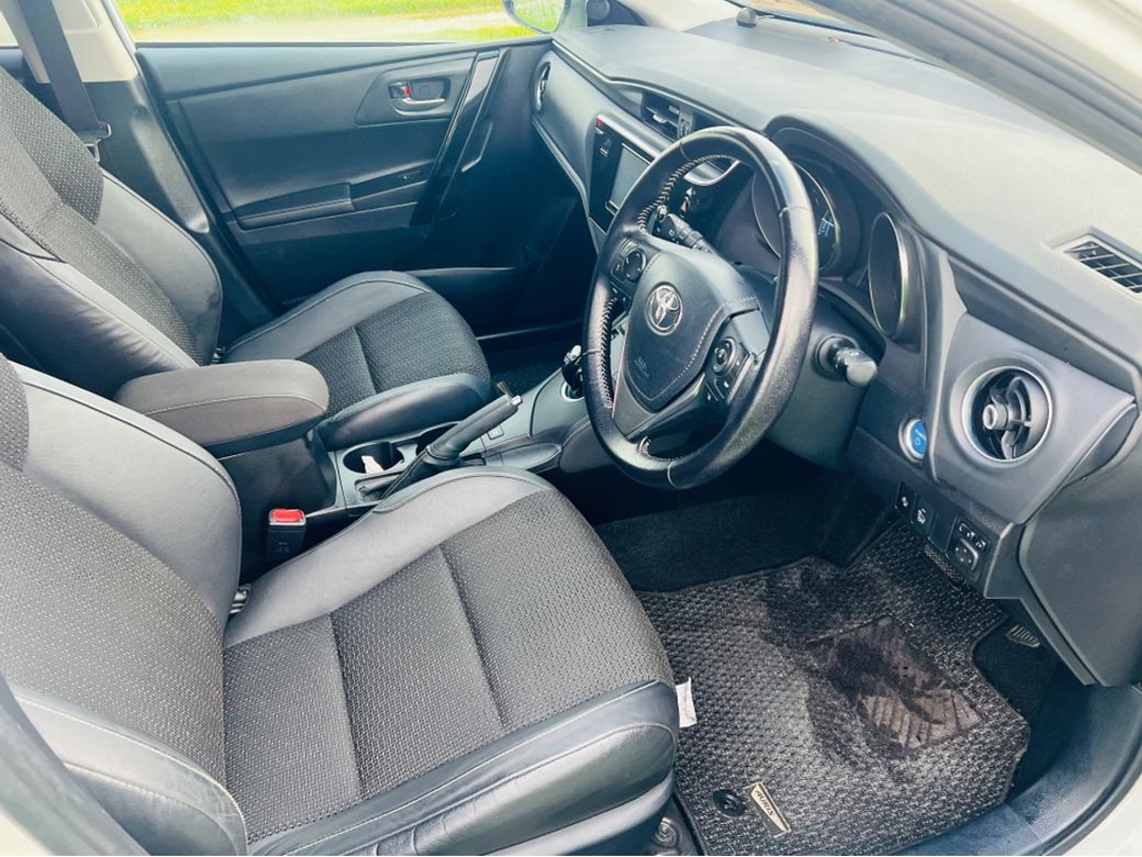 2016 Toyota Auris