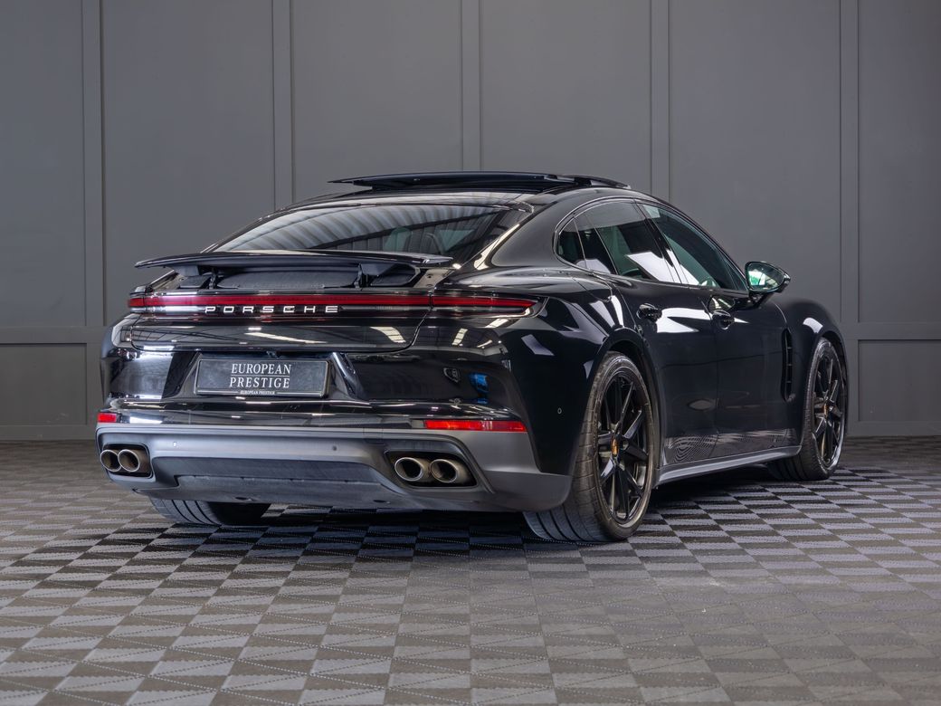 2024 Porsche Panamera