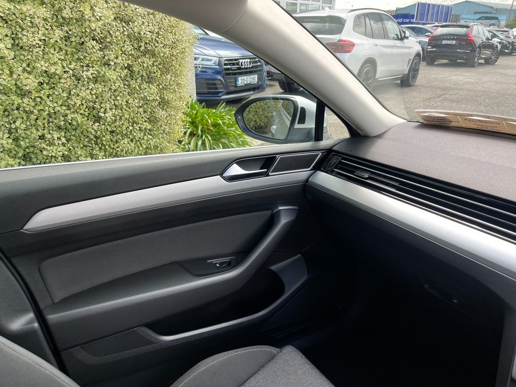 2016 Volkswagen Passat