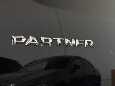 2020 Peugeot Partner