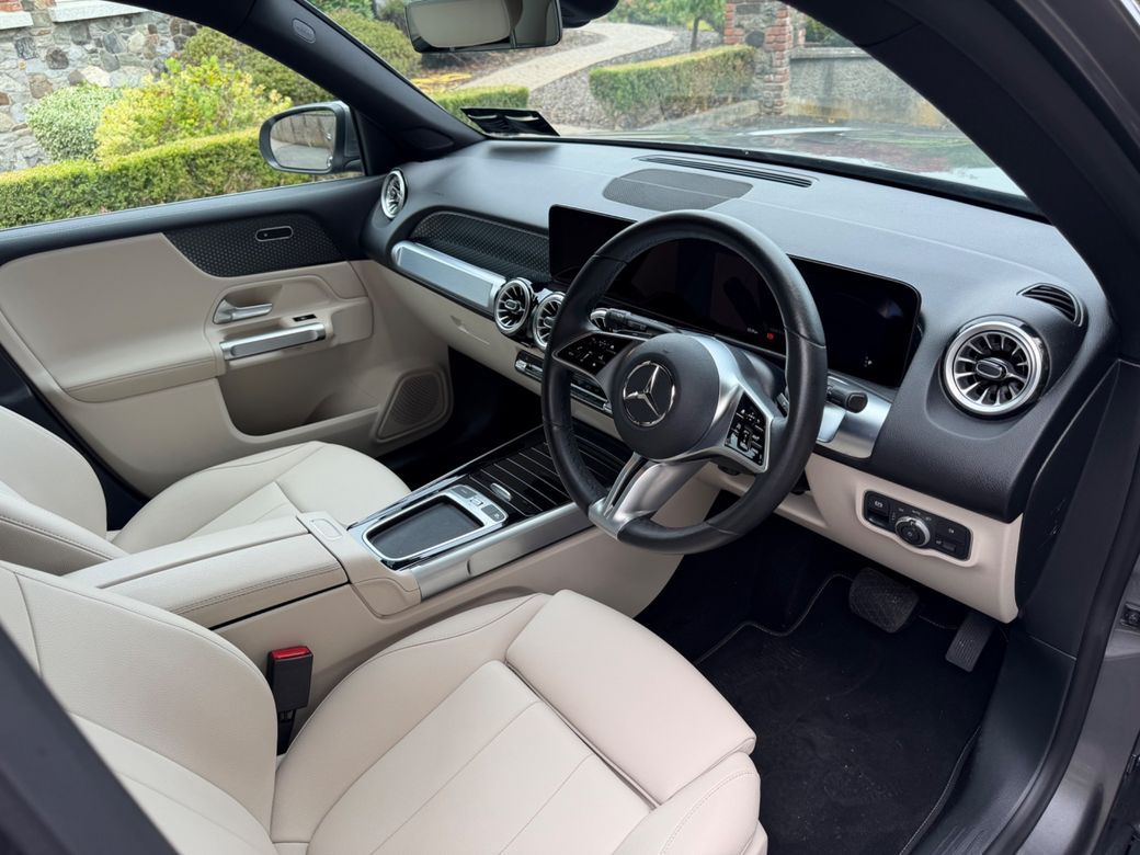 2024 Mercedes-Benz GLB Class