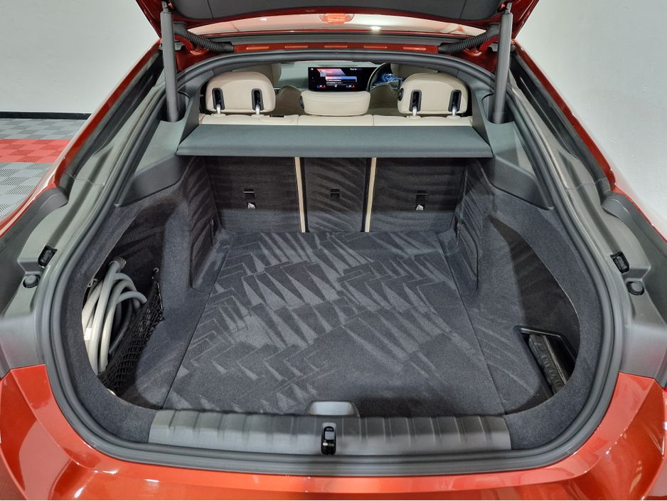 2023 BMW i4