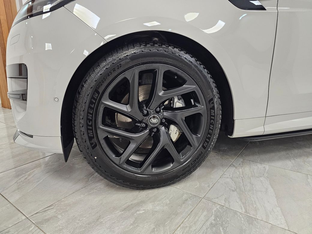 2026 Land Rover Range Rover Sport
