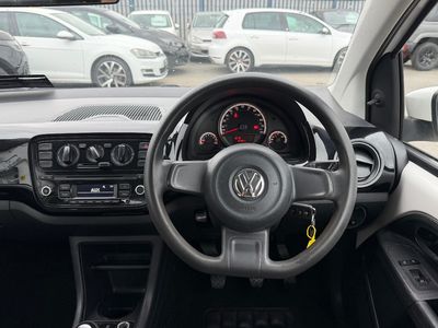 2015 Volkswagen up!