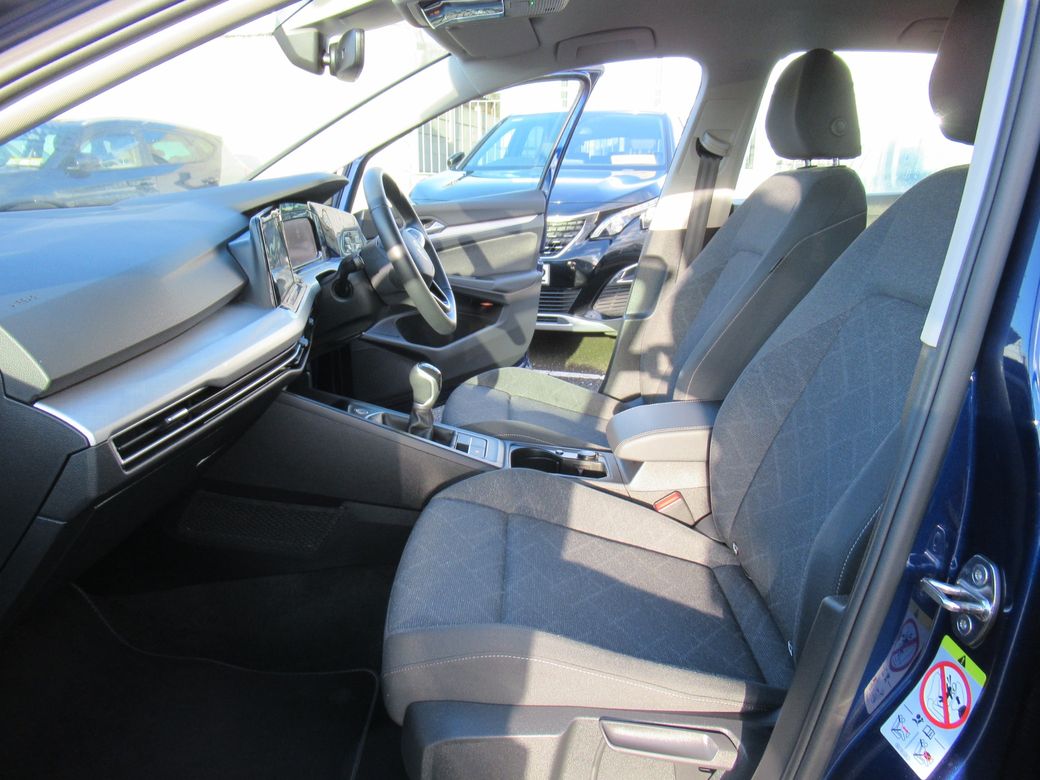 2024 Volkswagen Golf