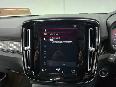 2022 Volvo XC40