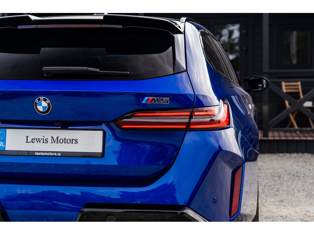 2025 BMW M5