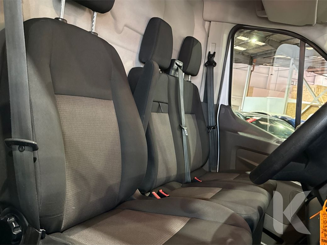 2023 Ford Transit