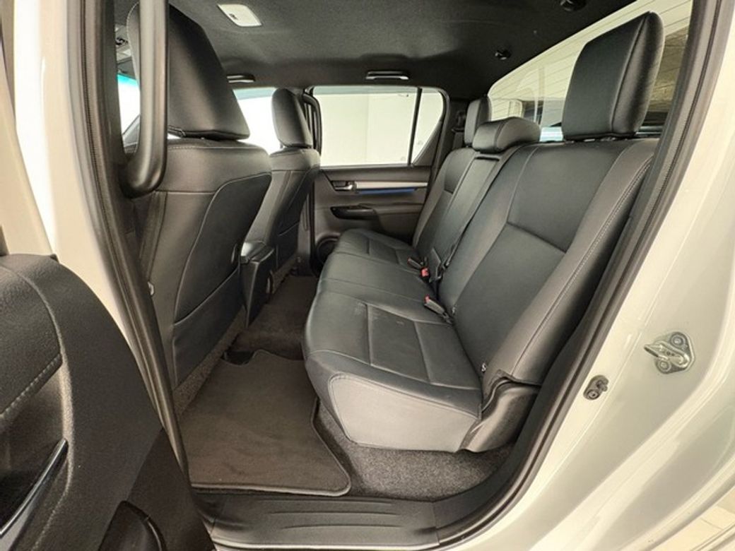 2025 Toyota Hilux
