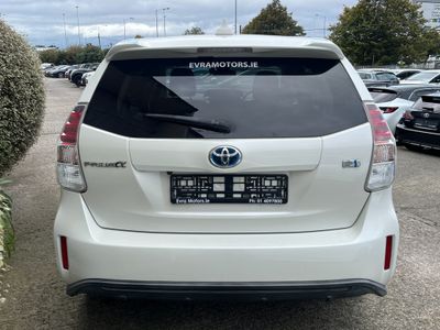 2019 Toyota Prius Alpha