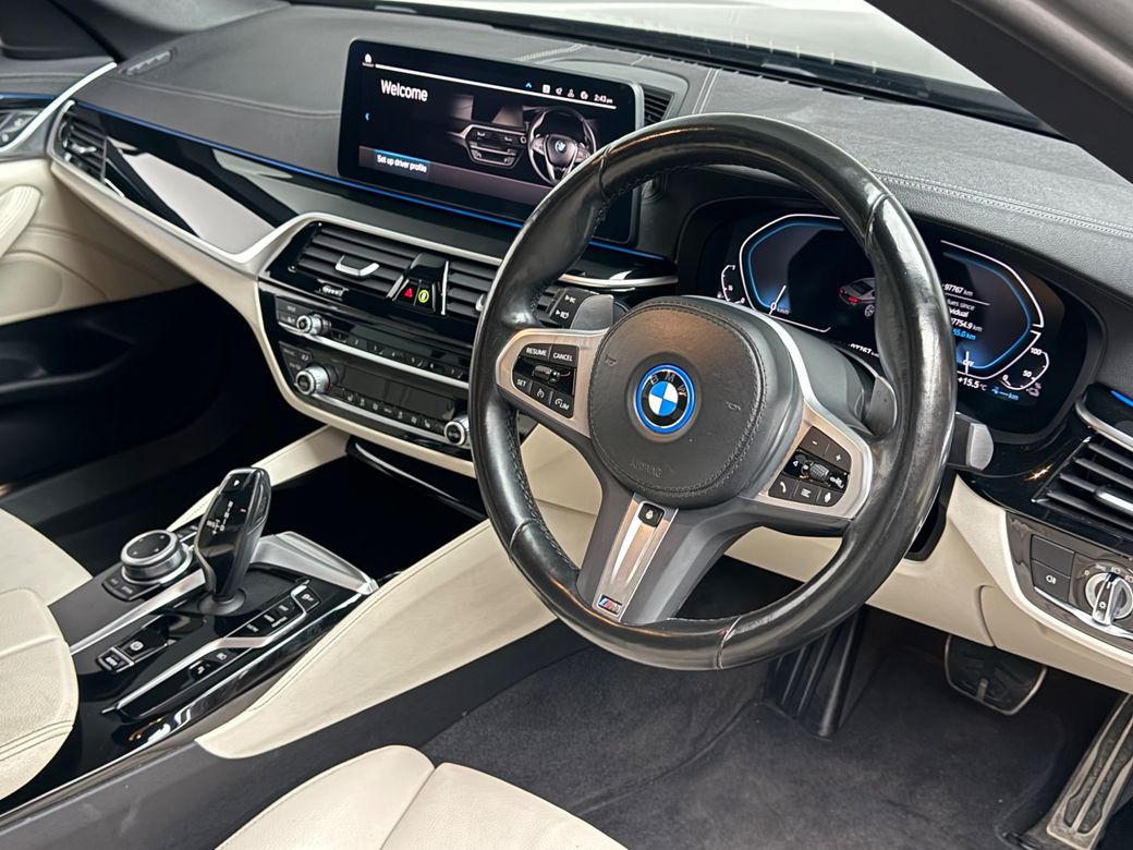 2022 BMW 5 Series