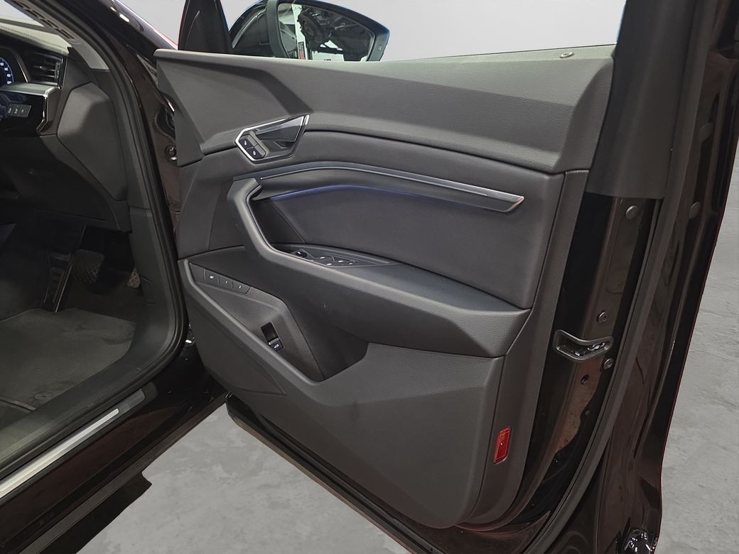 2023 Audi e-tron
