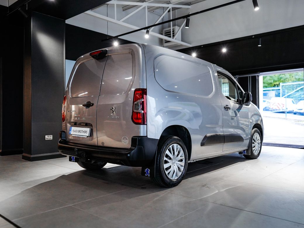 2019 Peugeot Partner