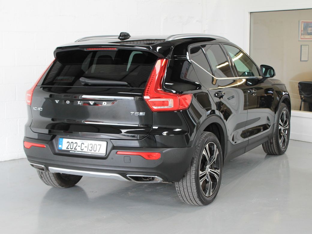 2020 Volvo XC40