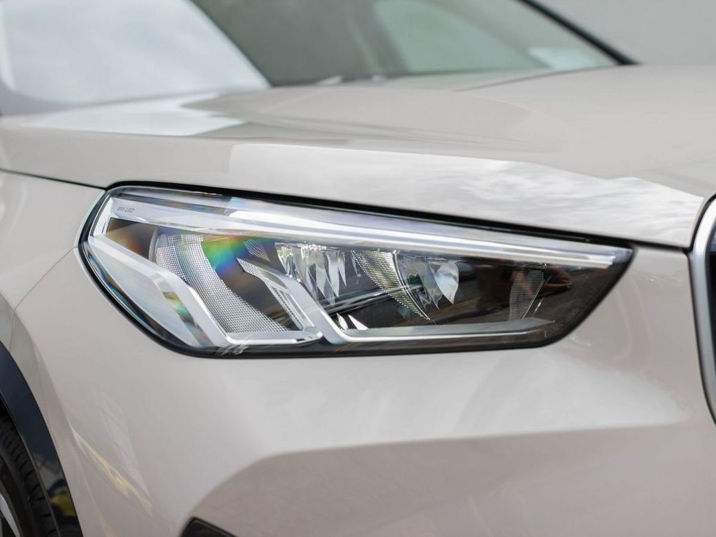 2025 BMW X1