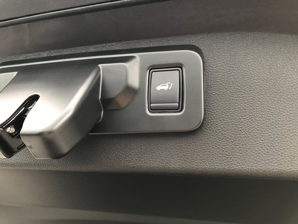 2025 Renault Scenic