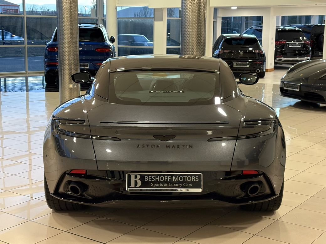2022 Aston Martin DB11