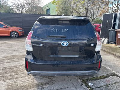 2016 Toyota Prius Alpha