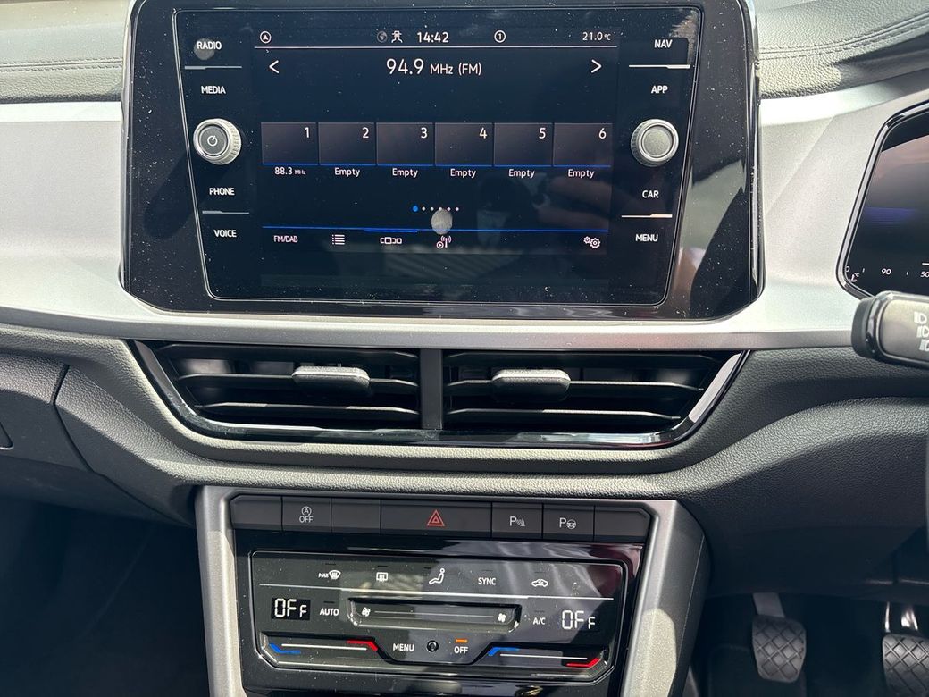 2025 Volkswagen T-Roc