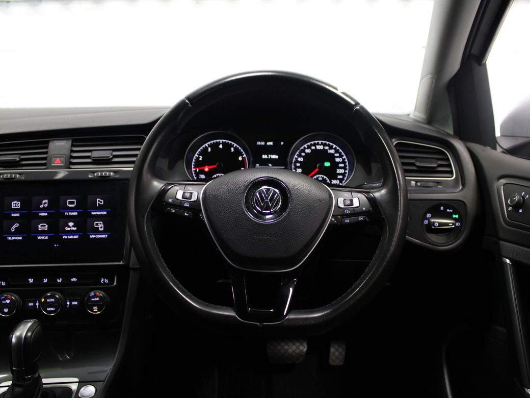 2017 Volkswagen Golf