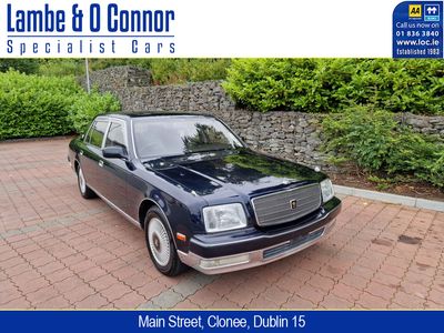 2000 Toyota Century