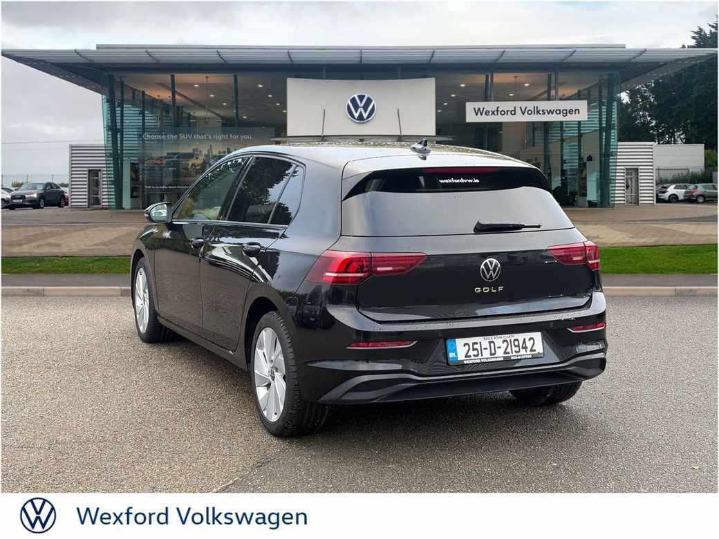 2025 Volkswagen Golf