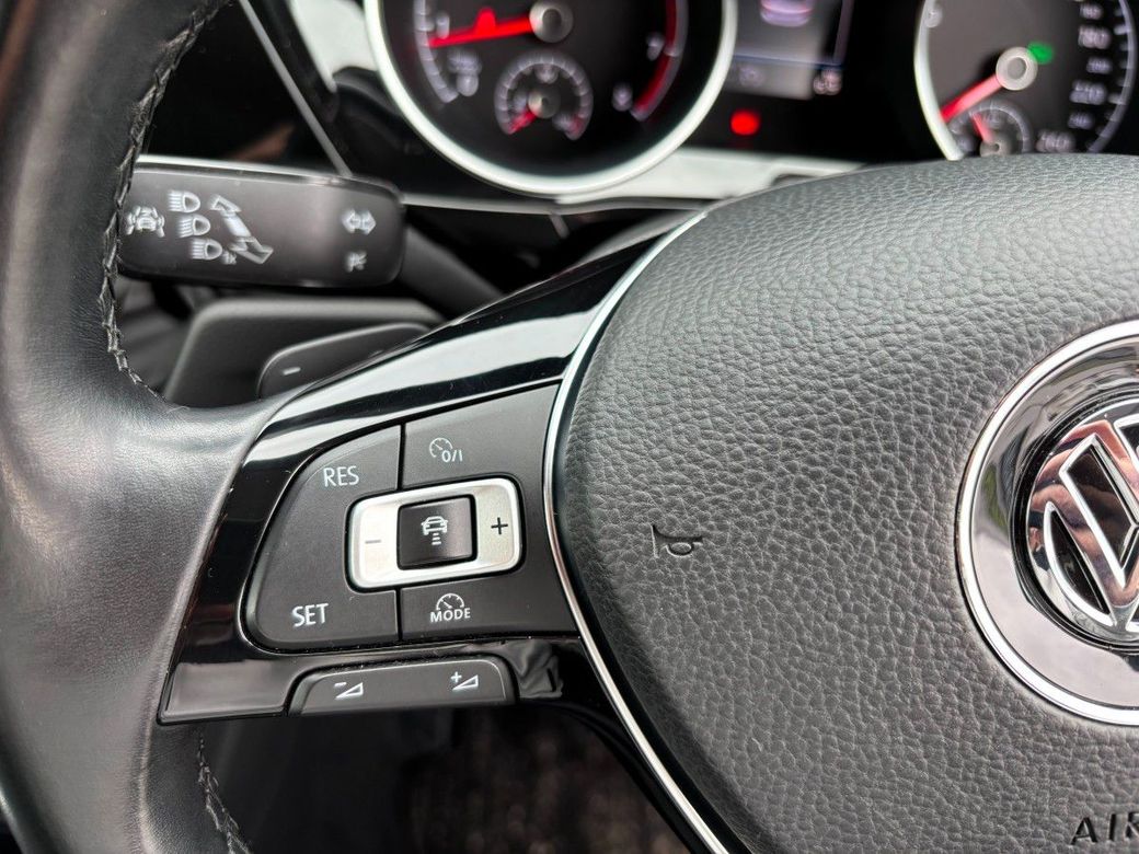 2018 Volkswagen Touran